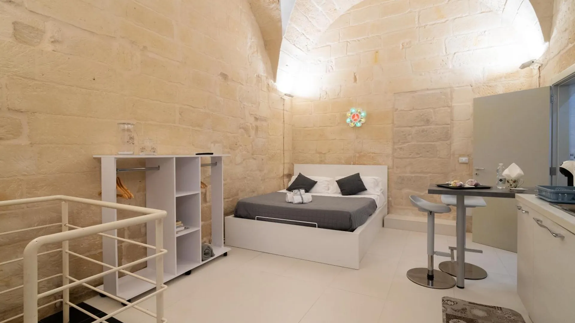 Essential Suite By Dimora Barocca Lecce Italy